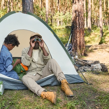 Remember to bring binoculars the next time you go camping near NYC! Photo: Pressmaster / Adobe